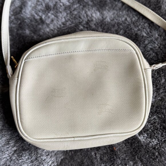 RARE Burberry VINTAGE Pre-Loved Crossbody Bag in White - Picture 2 of 5